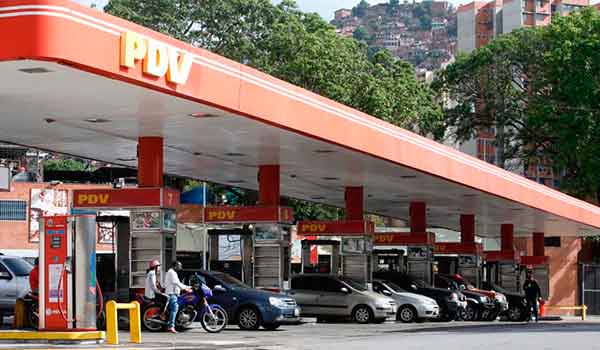 ¿El precio de la gasolina subsidiada aumentó a 0,25 dólares?