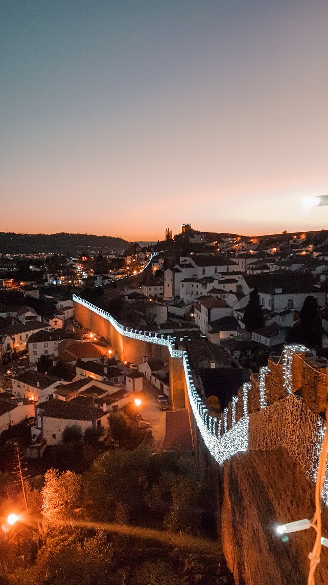 Óbidos iluminada en Navidad