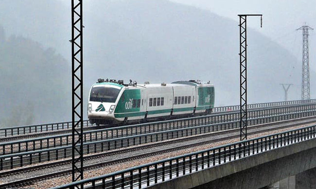 El descarte de la línea de AVE hasta Gijón coloca a Lena como parada regional de la Alta Velocidad