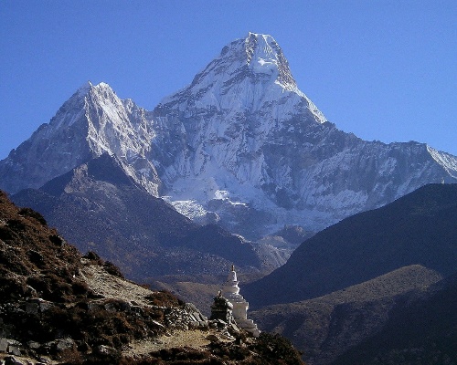 Los microplásticos llegan hasta la cima del Everest
